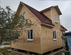 Каркасный дом размером 6х8 м, по проекту Домодедово-2К. С зашитой террасой